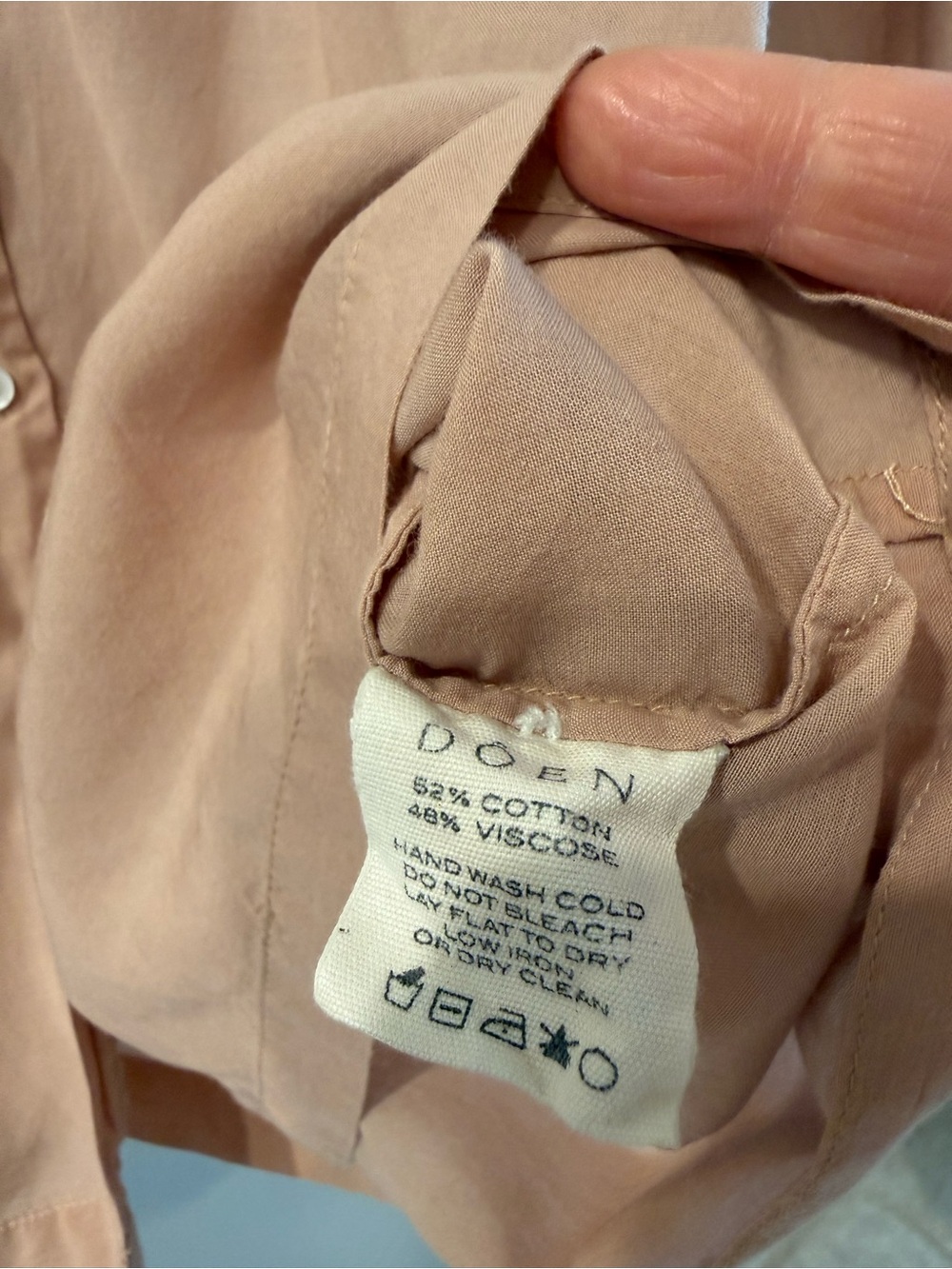 Doen Puff-Sleeve Button-Front Top size small - Picture 6 of 7